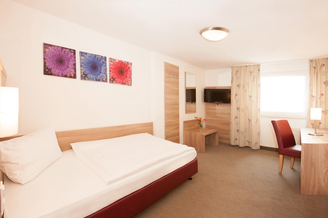 Hotel Schuetzenburg Burscheid Zewnętrze zdjęcie