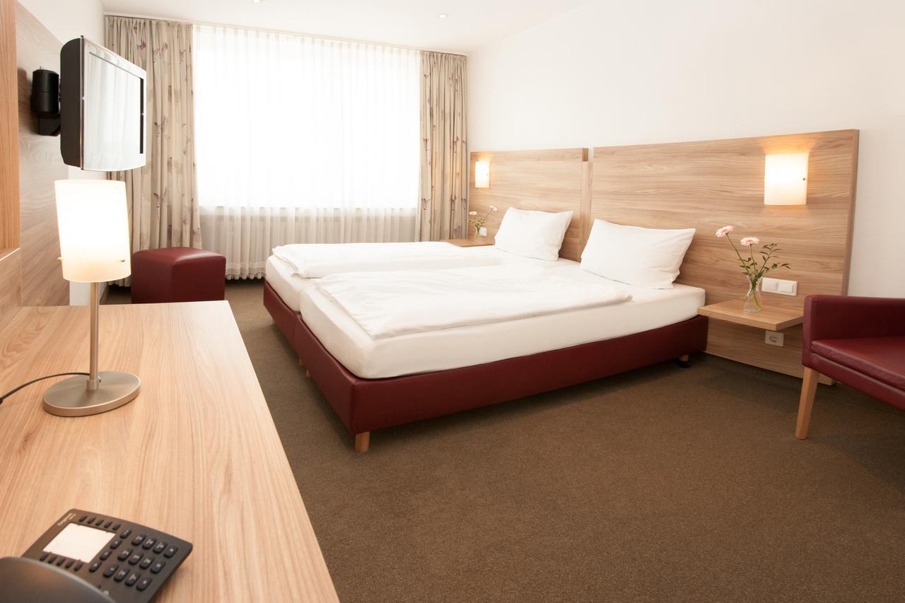 Hotel Schuetzenburg Burscheid Zewnętrze zdjęcie