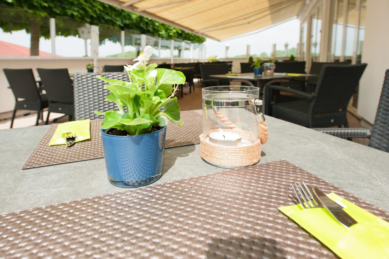 Hotel Schuetzenburg Burscheid Zewnętrze zdjęcie